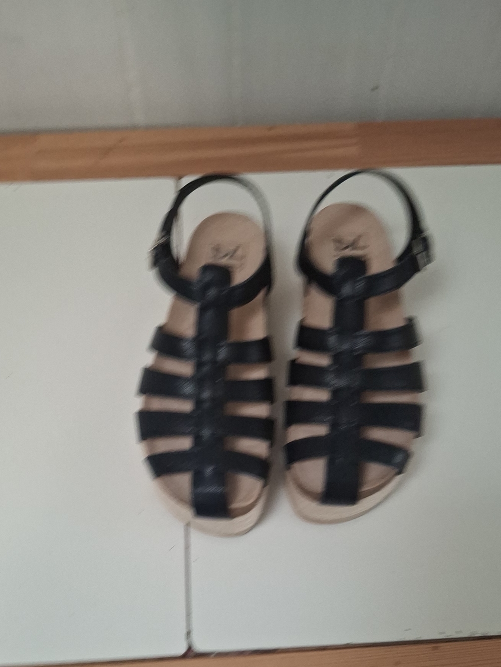 Dirty Laundry Black Multi-Strap Gladiator Sandals